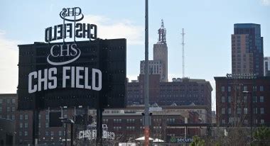 CHS Field will host Vikings celebrity softball game on May 31